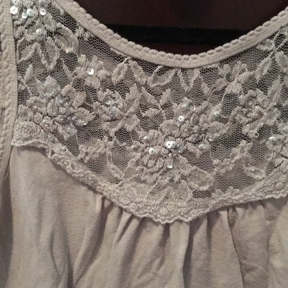 Lace top - Picture 2 of 2